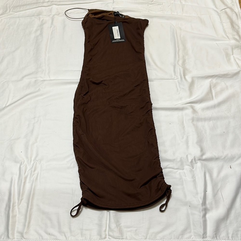 Brown dress